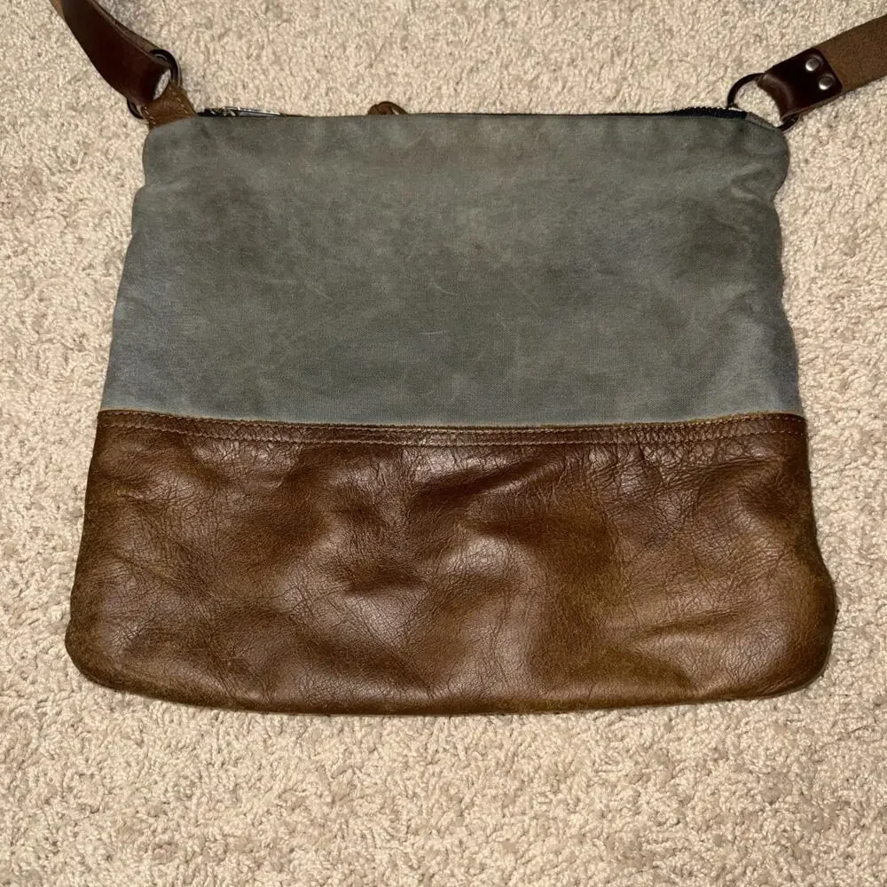 Stitch & Rivet Distressed Crossbody Purse